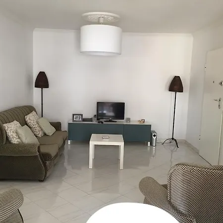 Apartment Paul Harris